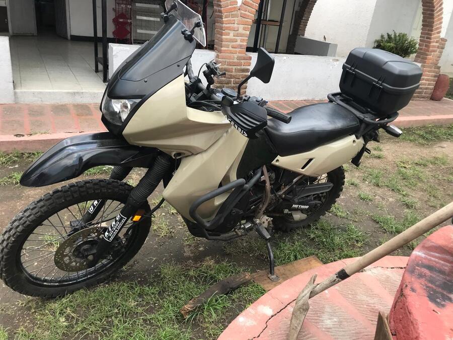 KLR, gráficos y accesorios, antes